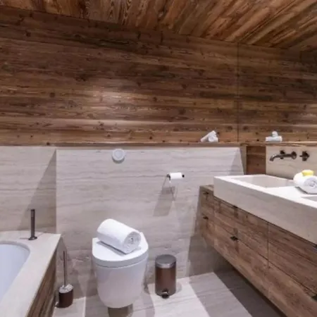 Alpine Getaway 100m From Ski Slopes Ζόλντεν
